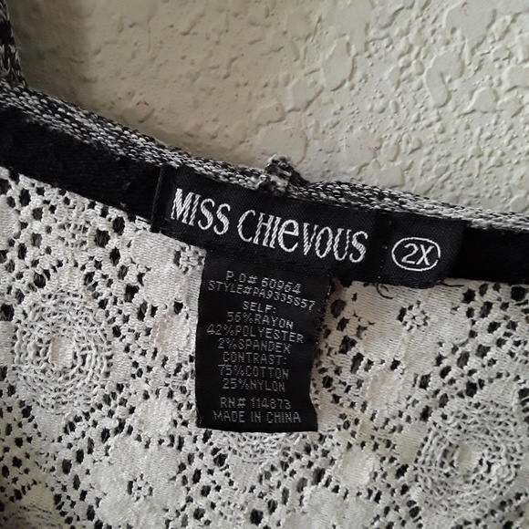 Miss Chevious sz:2X Hooded Long Sleeve Top - Picture 8 of 8